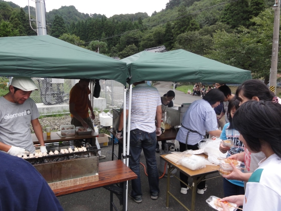 東日本大震災における炊き出しボランティア（岩手県釜石市佐須地区）