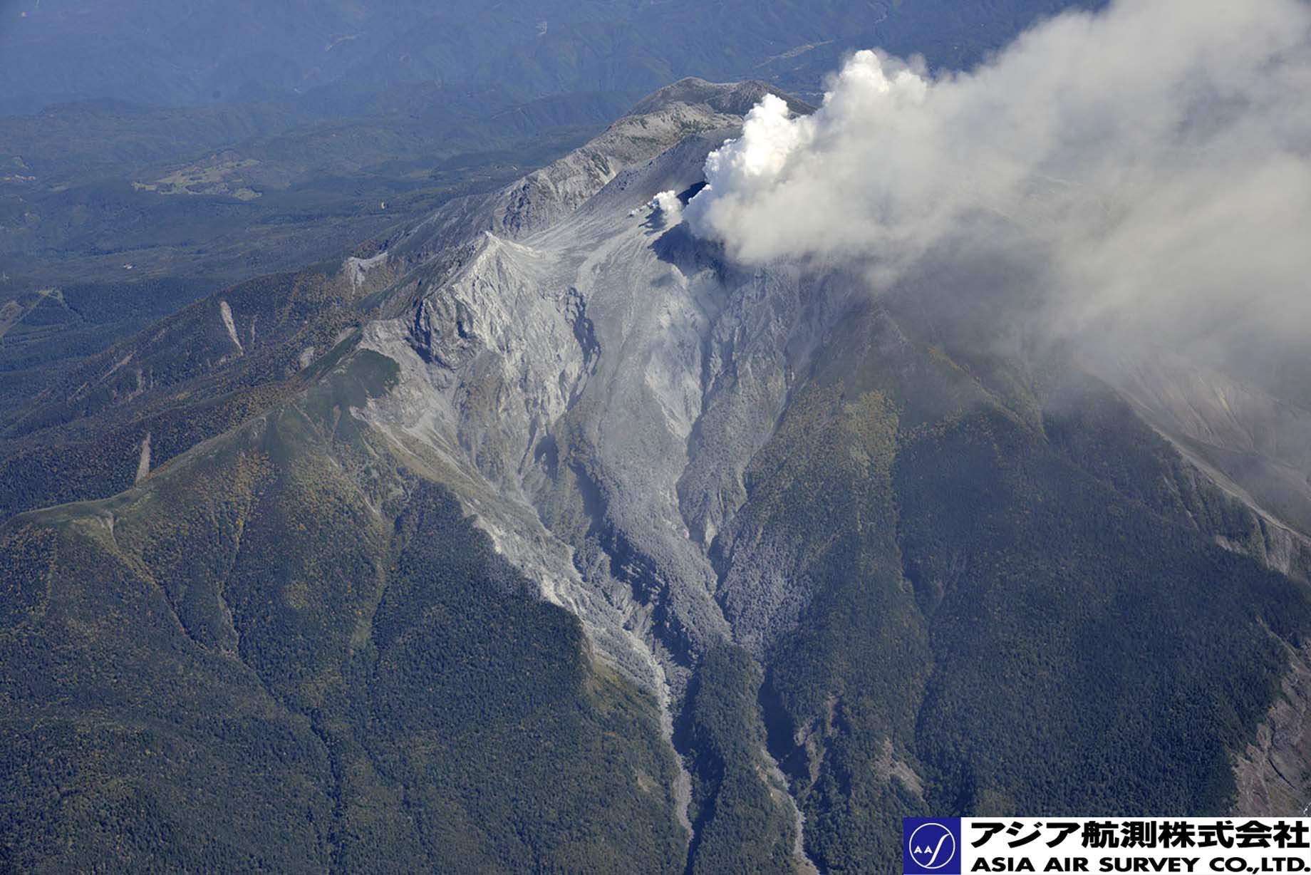 御嶽山噴火写真_斜め17