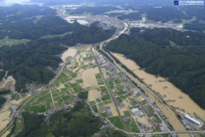 「平成３０年７月豪雨」（西日本豪雨） 斜め空中写真_10