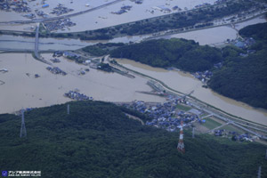 「平成３０年７月豪雨」（西日本豪雨） 斜め空中写真_15