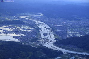 「平成３０年７月豪雨」（西日本豪雨） 斜め空中写真_19