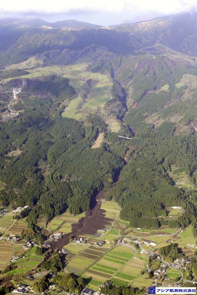 平成28年熊本地震斜め空中写真_6